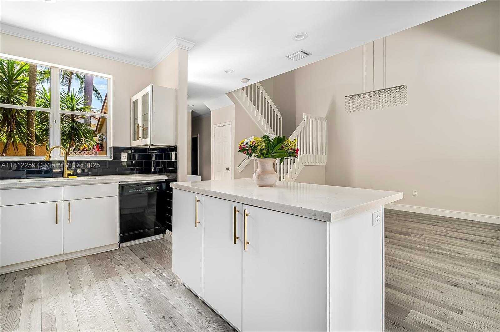 Small Image of 21024 NORTH EAST 34TH CT, Aventura Number 7