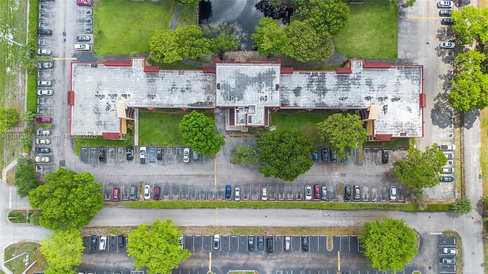 Small Image of 3253 FOXCROFT RD #G312, Miramar Number 6