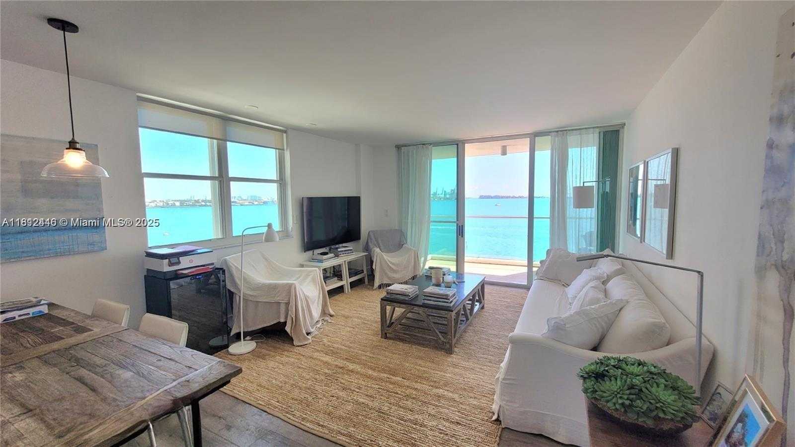 Small Image of 800 CLAUGHTON ISLAND DR #701, Miami Number 6