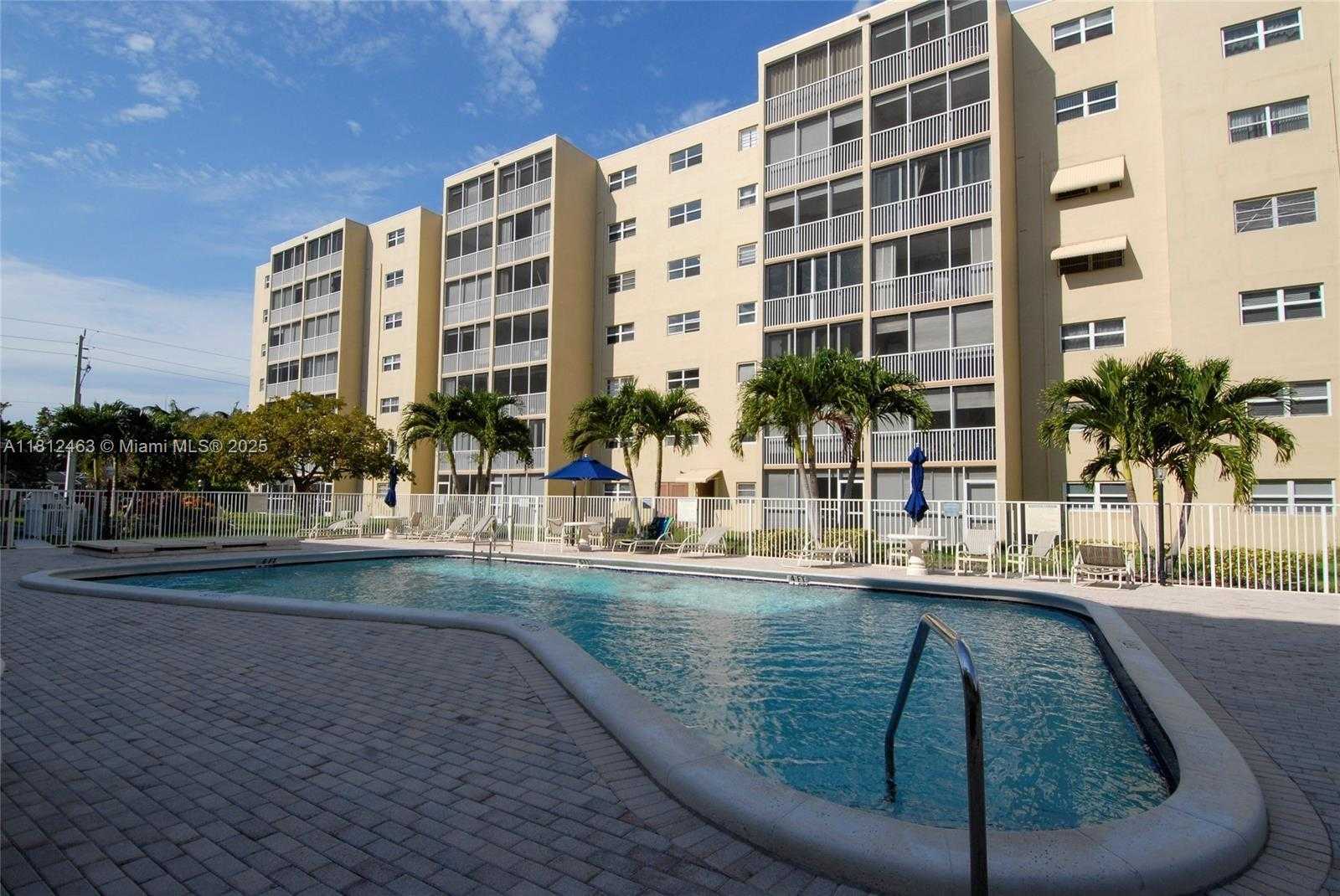 Small Image of 620 NORTH EAST 12TH AVE #107, Hallandale Beach Number 13