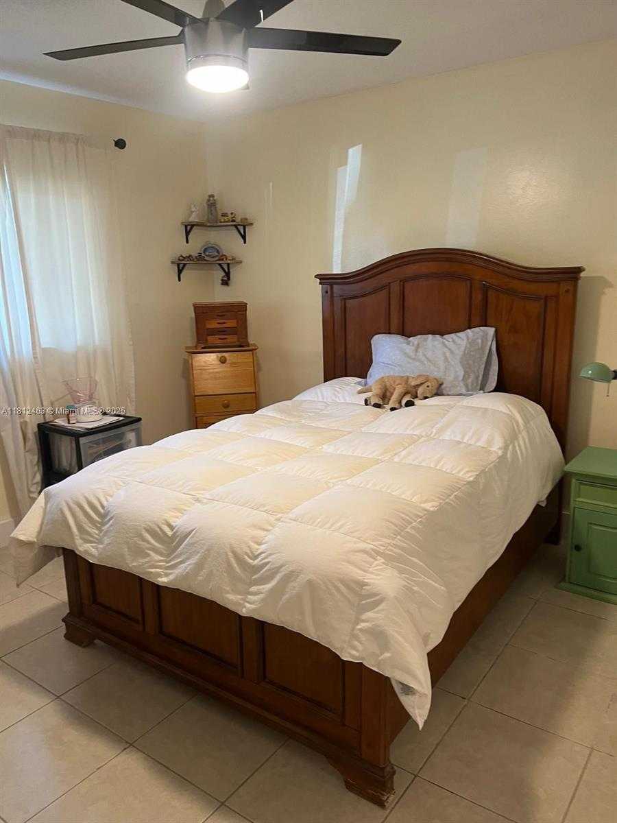 Small Image of 620 NORTH EAST 12TH AVE #107, Hallandale Beach Number 7