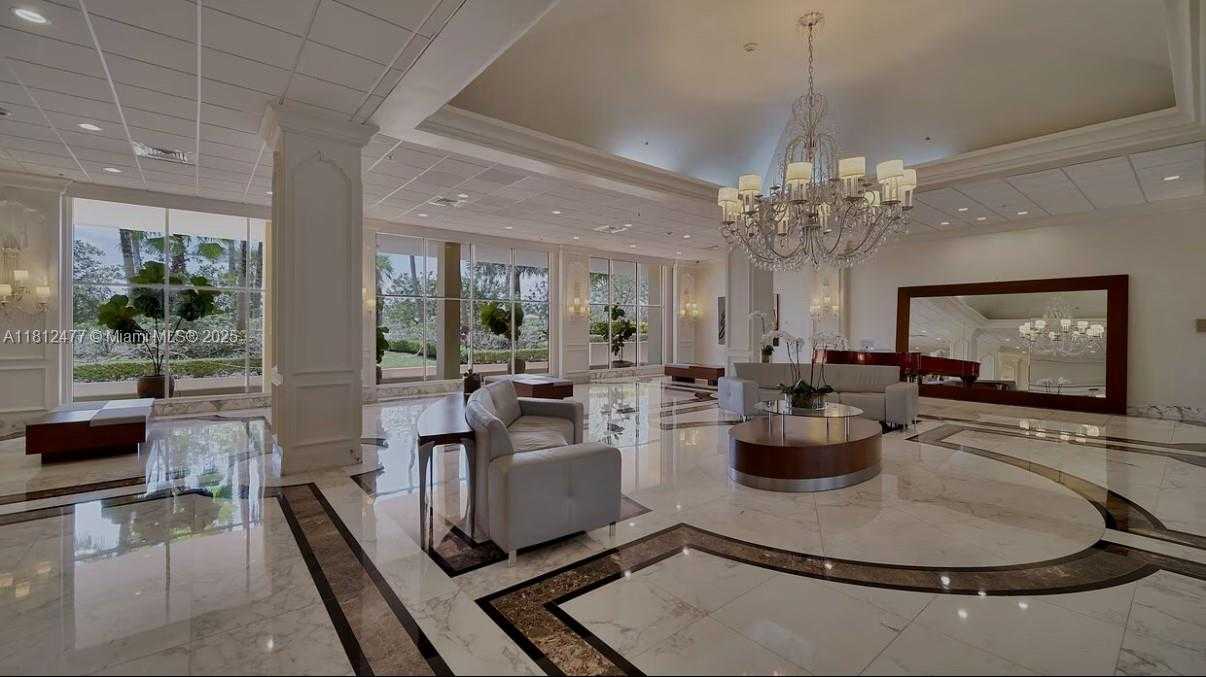 Small Image of 5600 COLLINS AVE #14K, Miami Beach Number 26