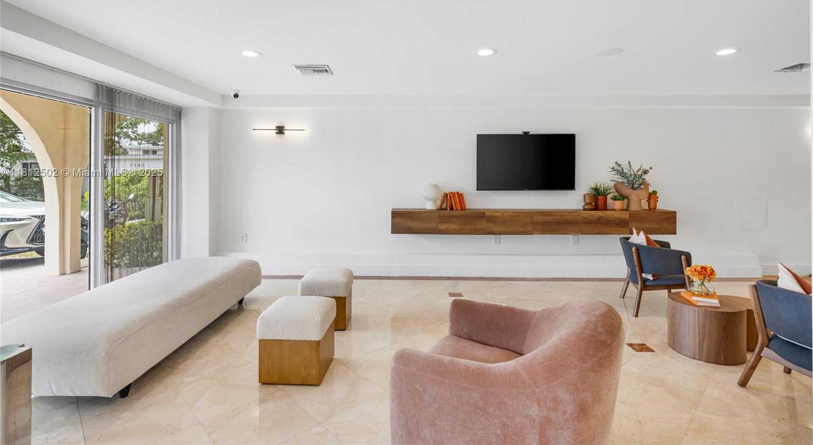 Small Image of 1455 NORTH TREASURE DR #6C, North Bay Village Number 10
