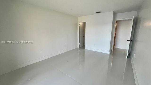 Small Image of 5200 NW 31st Ave, Fort Lauderdale, FL 33309, USA Number 14
