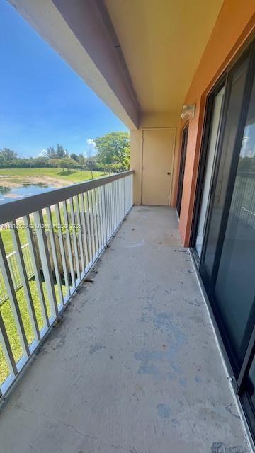 Small Image of 5200 NW 31st Ave, Fort Lauderdale, FL 33309, USA Number 17