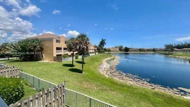 Small Image of 5200 NW 31st Ave, Fort Lauderdale, FL 33309, USA Number 20