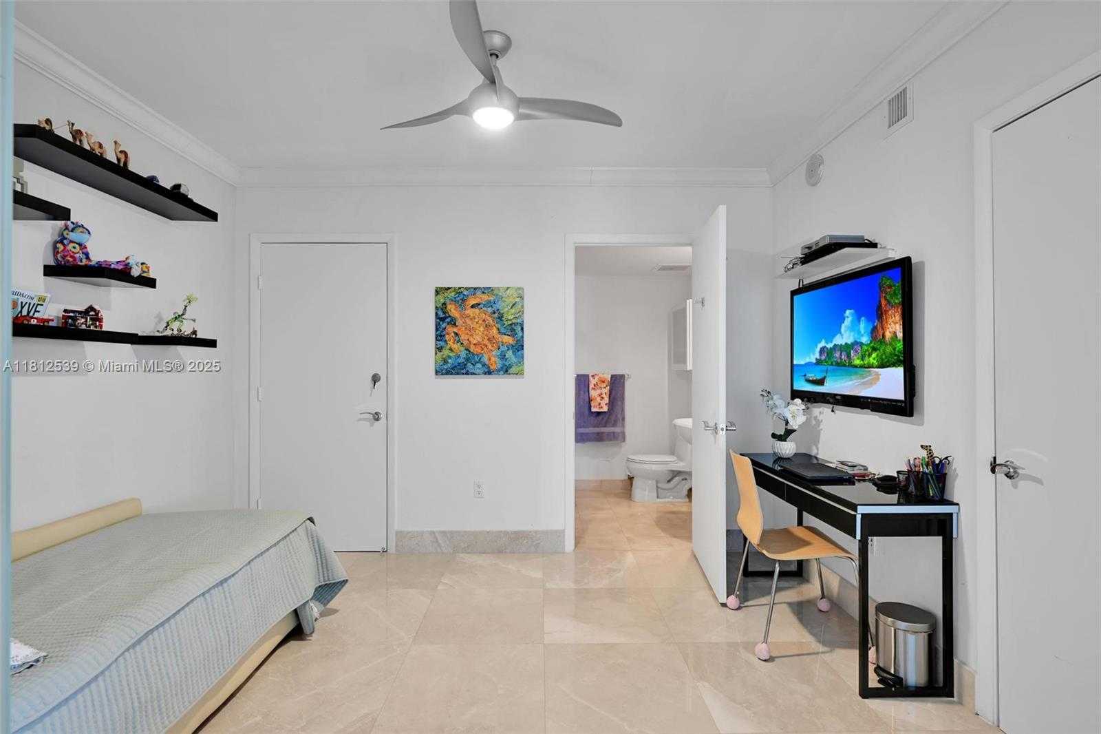 Small Image of 1830 SOUTH OCEAN DR #3801, Hallandale Beach Number 21