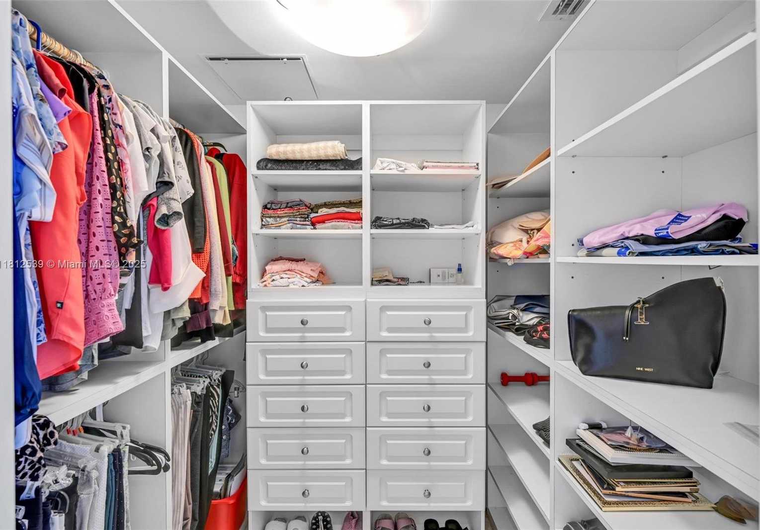 Small Image of 1830 SOUTH OCEAN DR #3801, Hallandale Beach Number 24
