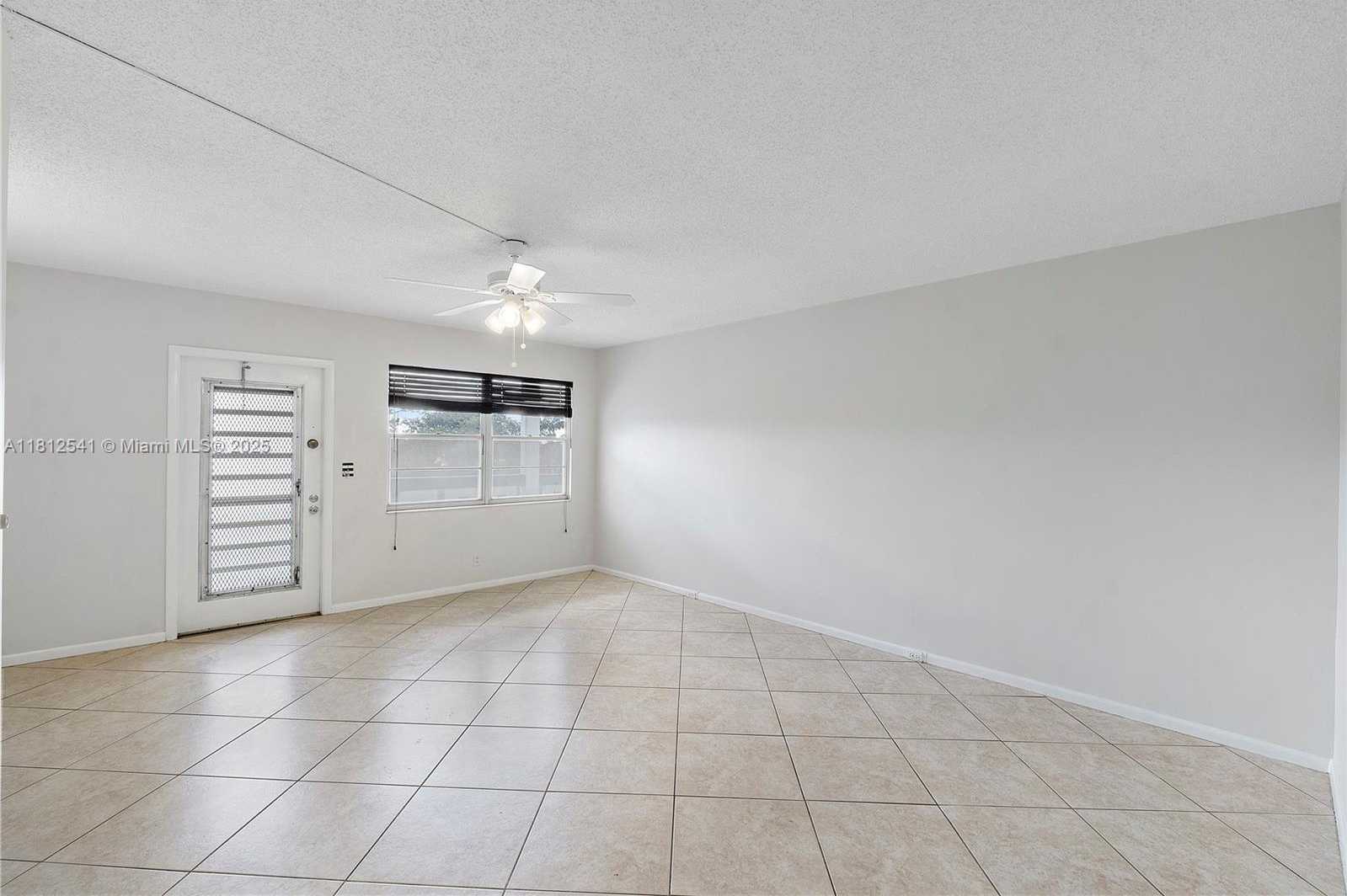 Small Image of 3116 NEWPORT U #3116, Deerfield Beach Number 15