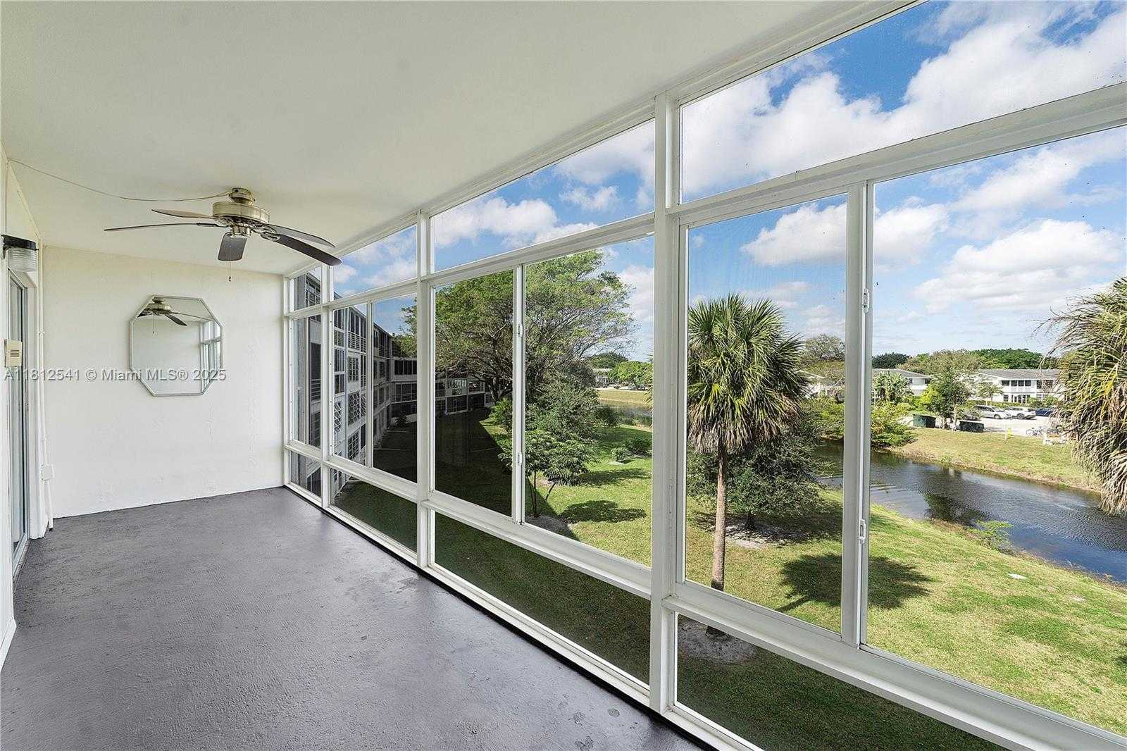 Small Image of 3116 NEWPORT U #3116, Deerfield Beach Number 19