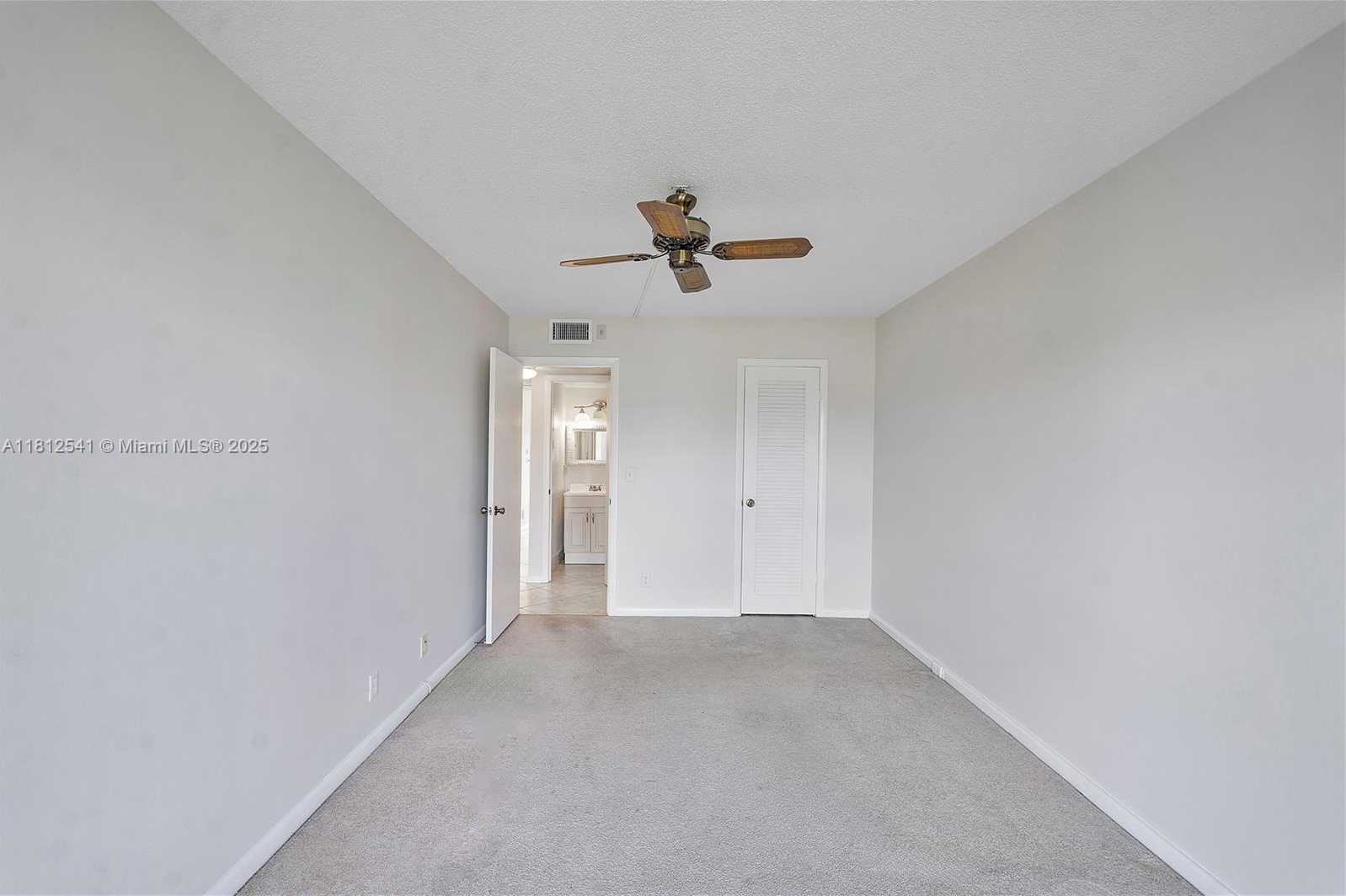 Small Image of 3116 NEWPORT U #3116, Deerfield Beach Number 21