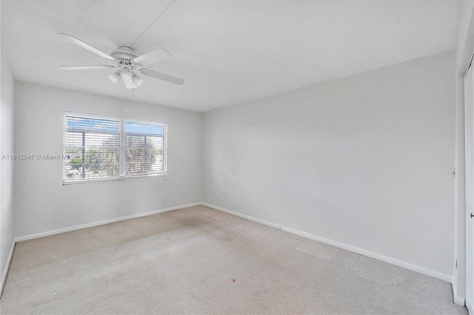 Small Image of 3116 NEWPORT U #3116, Deerfield Beach Number 22