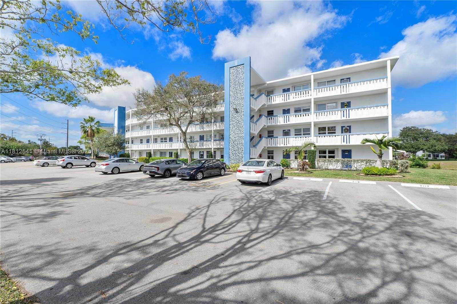 Small Image of 3116 NEWPORT U #3116, Deerfield Beach Number 27