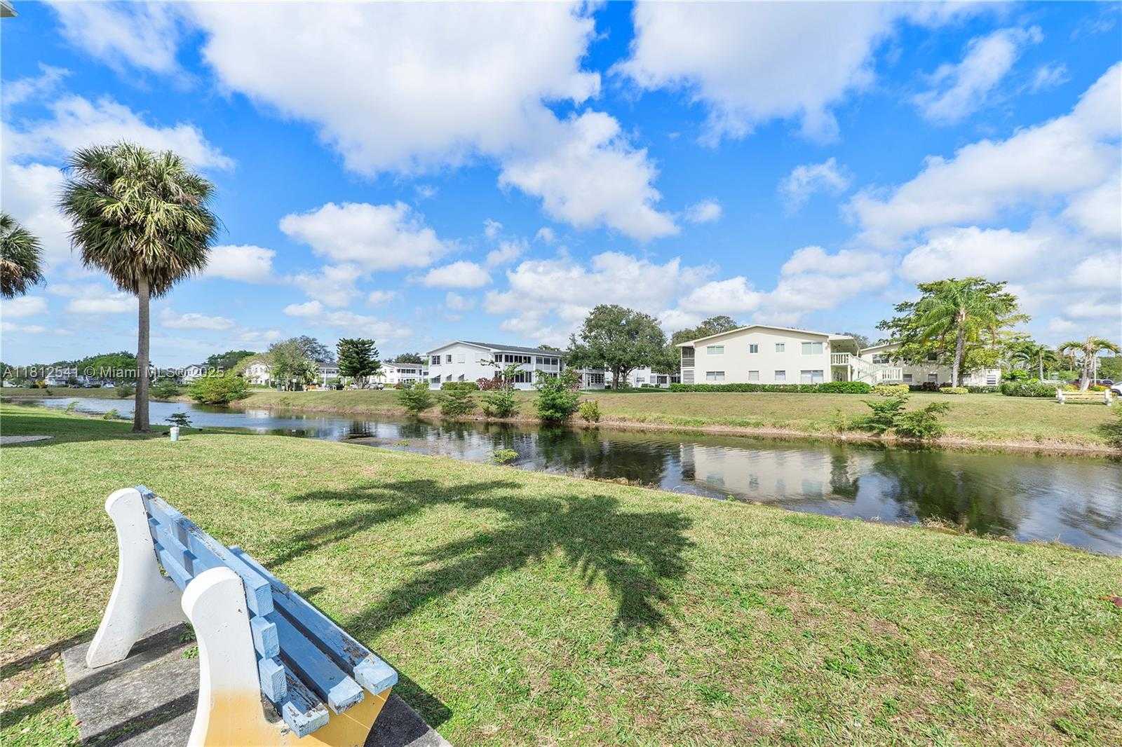 Small Image of 3116 NEWPORT U #3116, Deerfield Beach Number 29