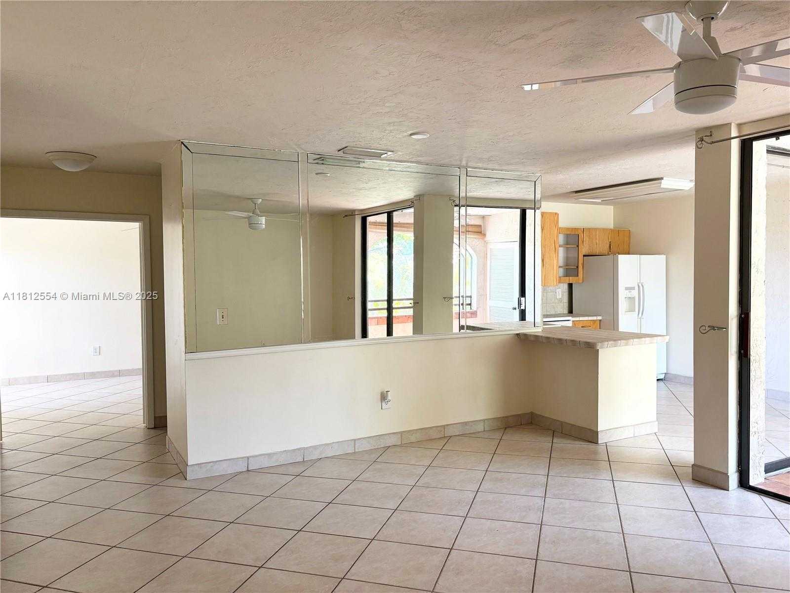 Small Image of 3564 MAGELLAN CIR #213-1, Aventura Number 2
