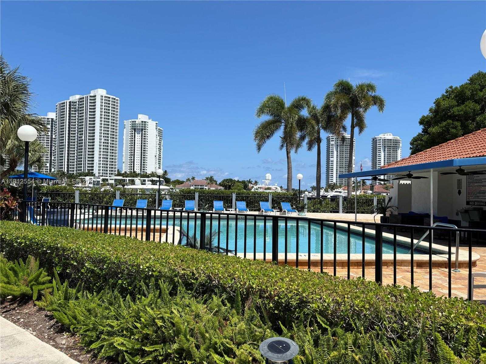 Small Image of 3564 MAGELLAN CIR #213-1, Aventura Number 22