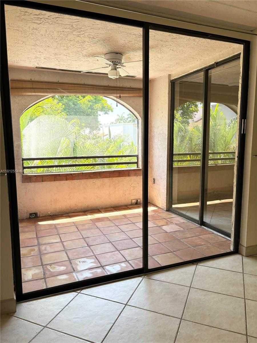 Small Image of 3564 MAGELLAN CIR #213-1, Aventura Number 6