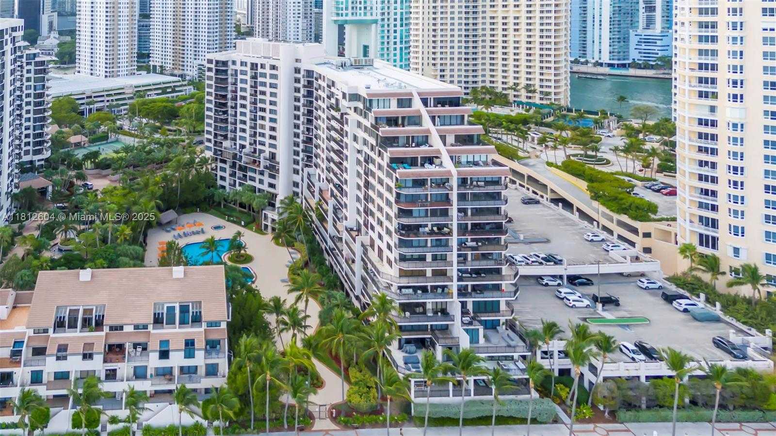 Small Image of 540 BRICKELL KEY DR #1809, Miami Number 2