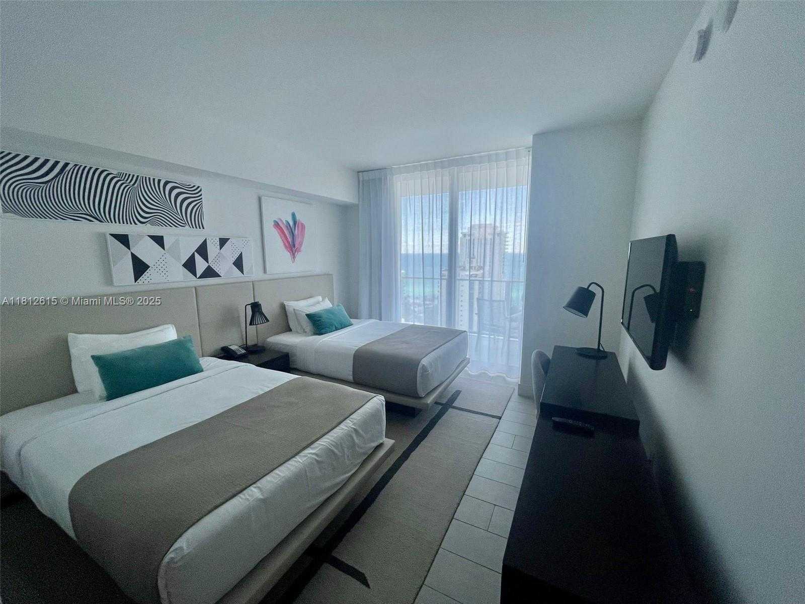 Small Image of 4010 SOUTH OCEAN DR #R1705, Hollywood Number 12