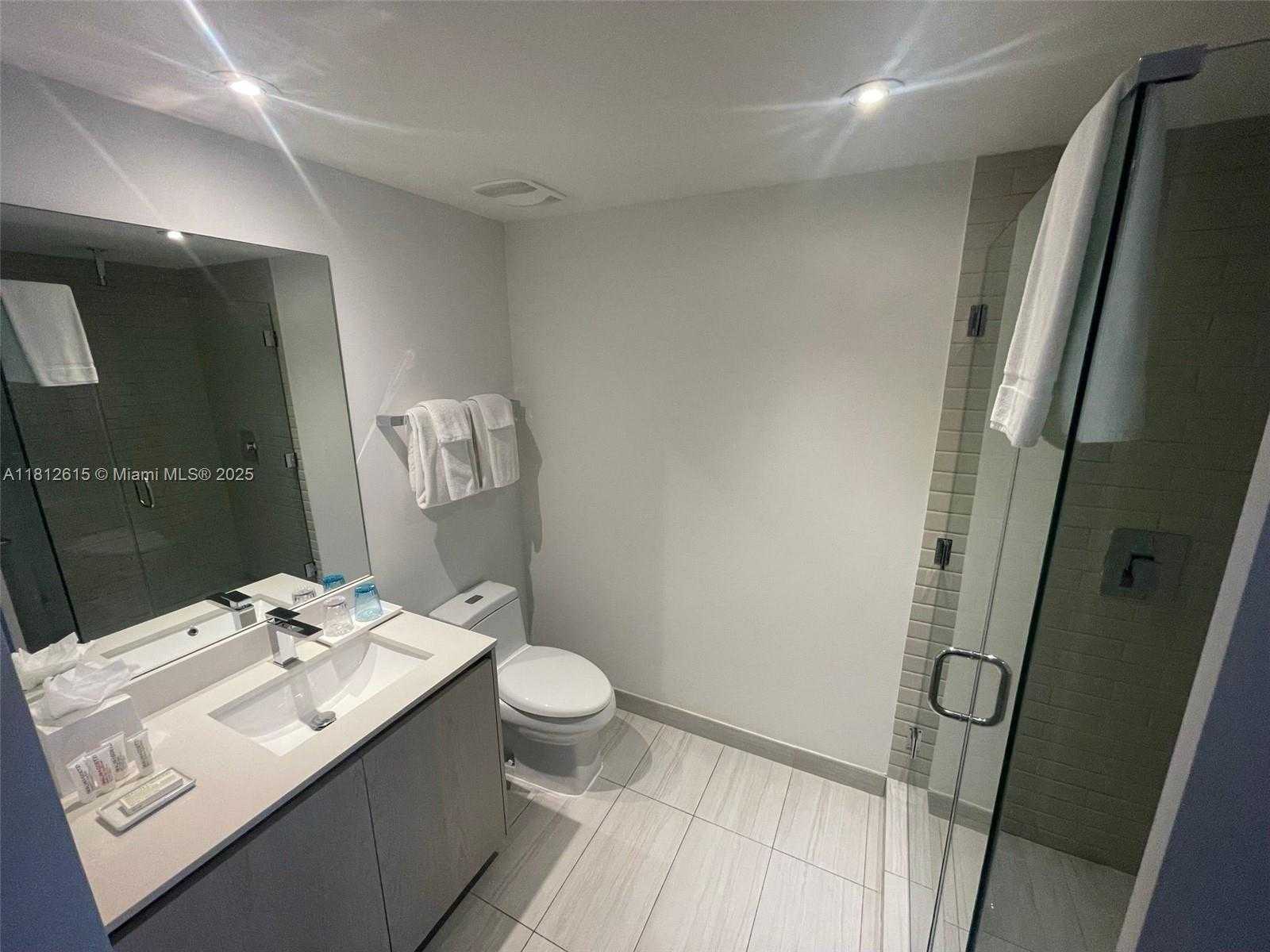 Small Image of 4010 SOUTH OCEAN DR #R1705, Hollywood Number 14