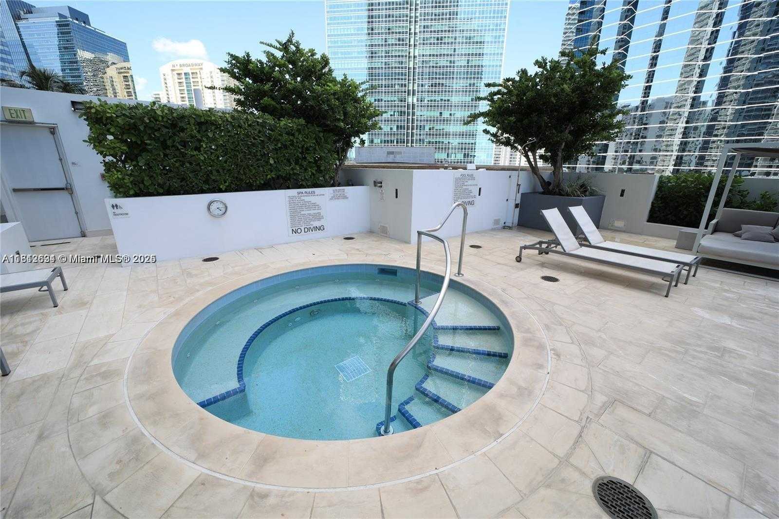 Small Image of 1300 BRICKELL BAY DR #1006, Miami Number 16