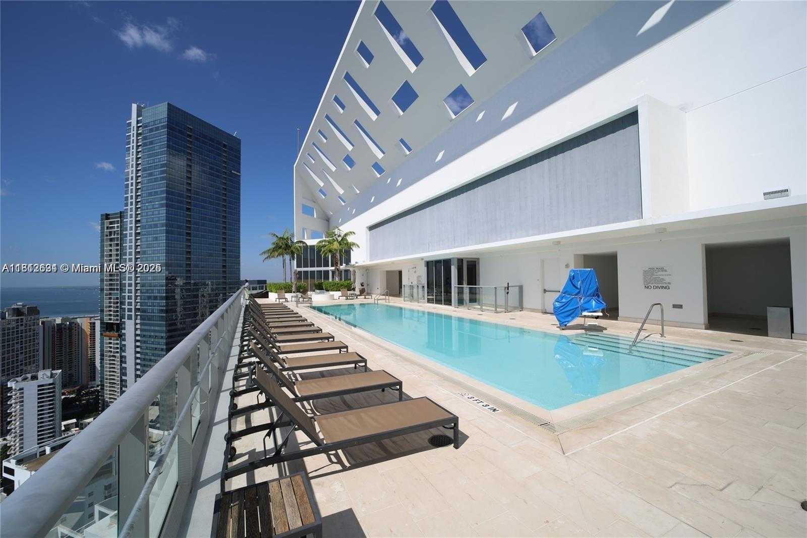 Small Image of 1300 BRICKELL BAY DR #1006, Miami Number 21