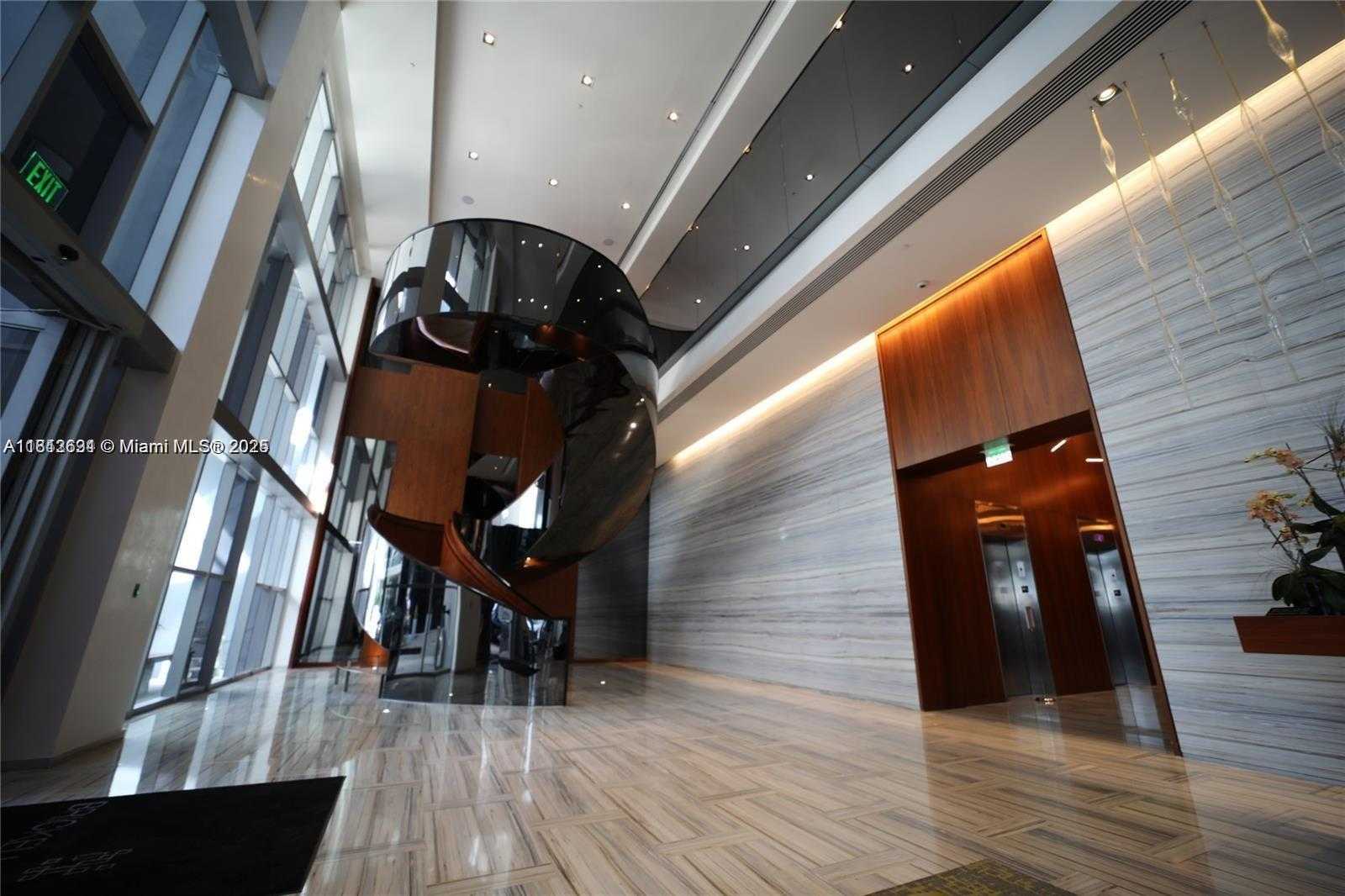 Small Image of 1300 BRICKELL BAY DR #1006, Miami Number 25