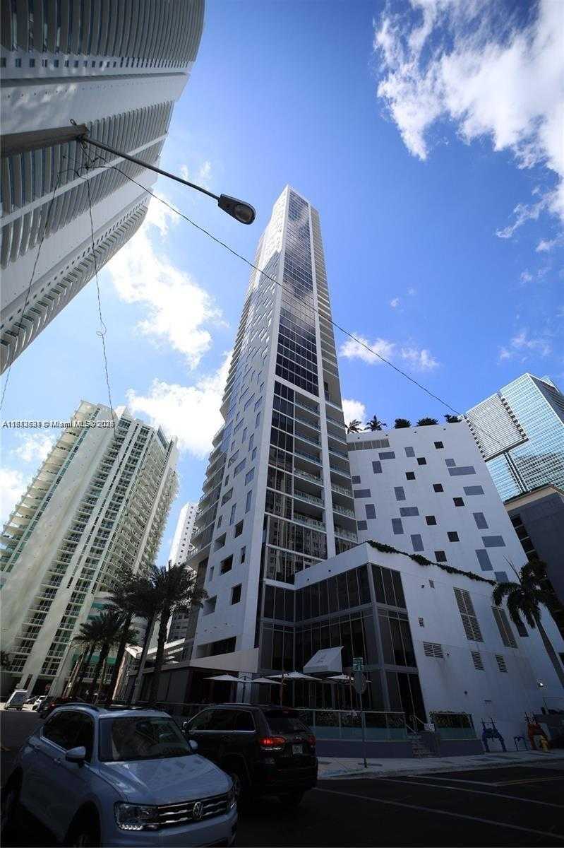 Small Image of 1300 BRICKELL BAY DR #1006, Miami Number 32