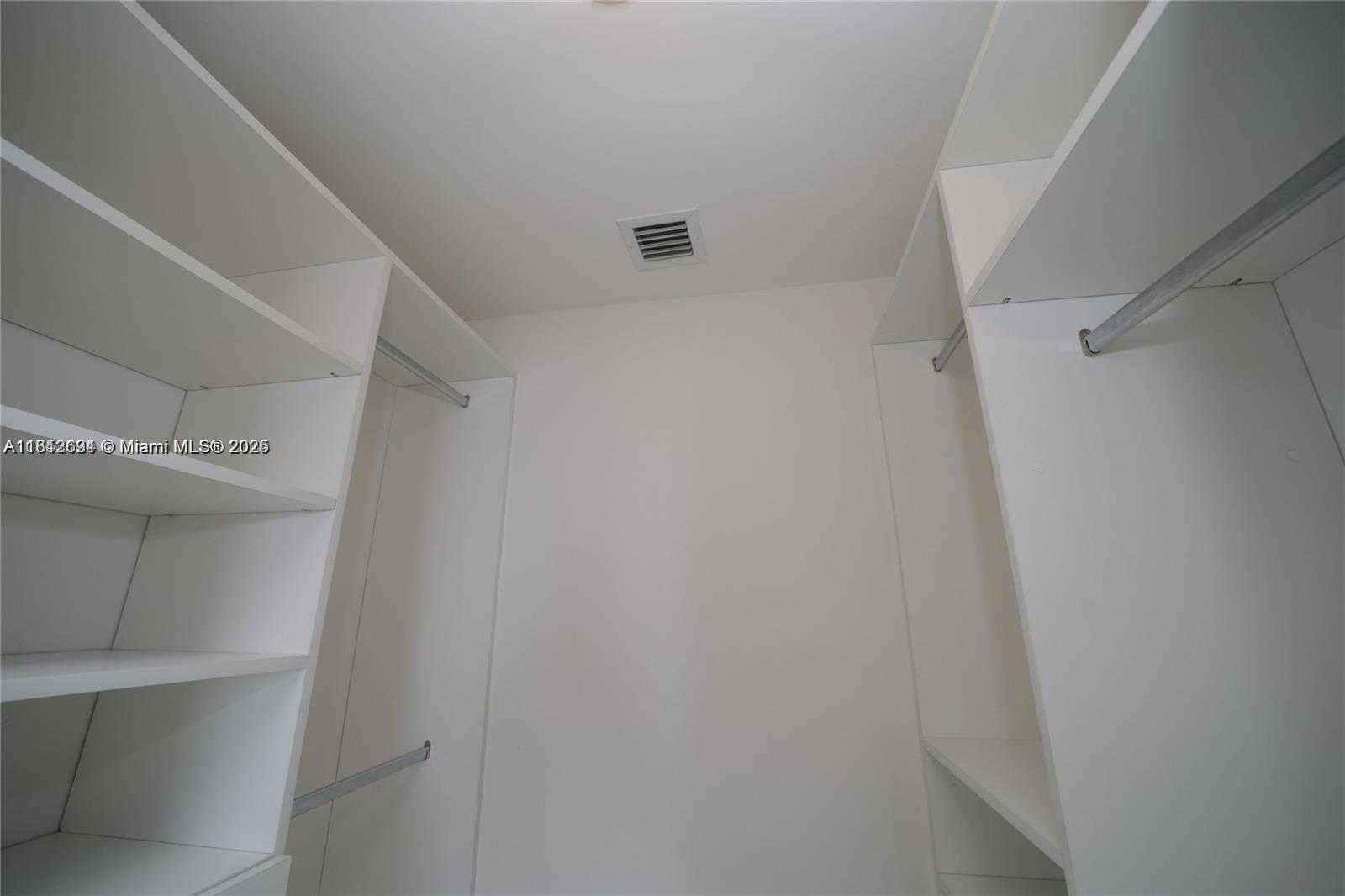 Small Image of 1300 BRICKELL BAY DR #1006, Miami Number 9