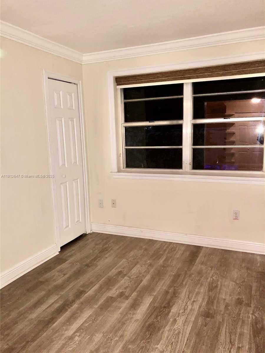 Small Image of 17255 SOUTH WEST 95TH AVE #D-349, Palmetto Bay Number 14