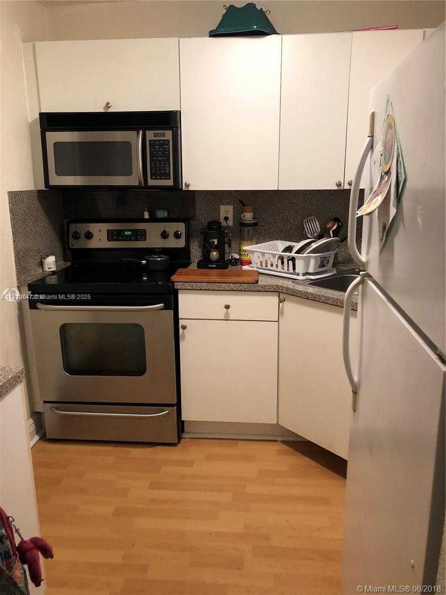 Small Image of 17255 SOUTH WEST 95TH AVE #D-349, Palmetto Bay Number 15