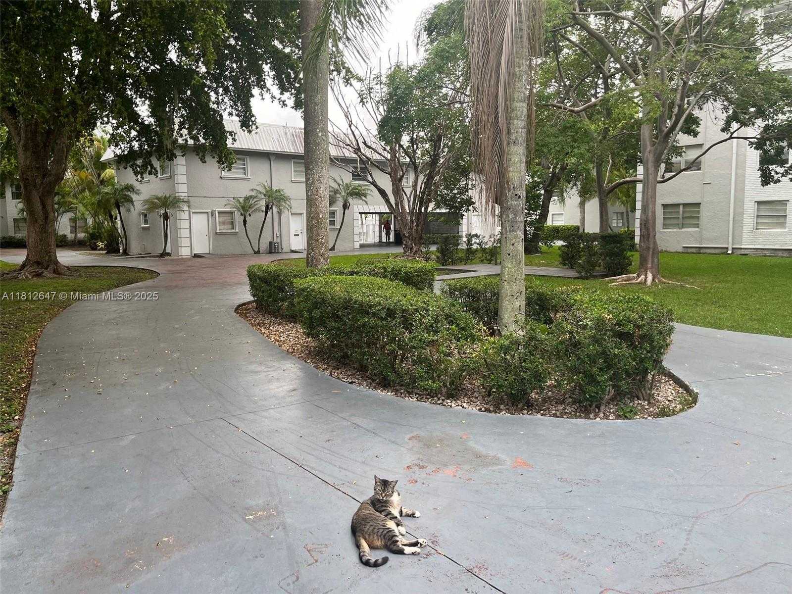 Small Image of 17255 SOUTH WEST 95TH AVE #D-349, Palmetto Bay Number 60