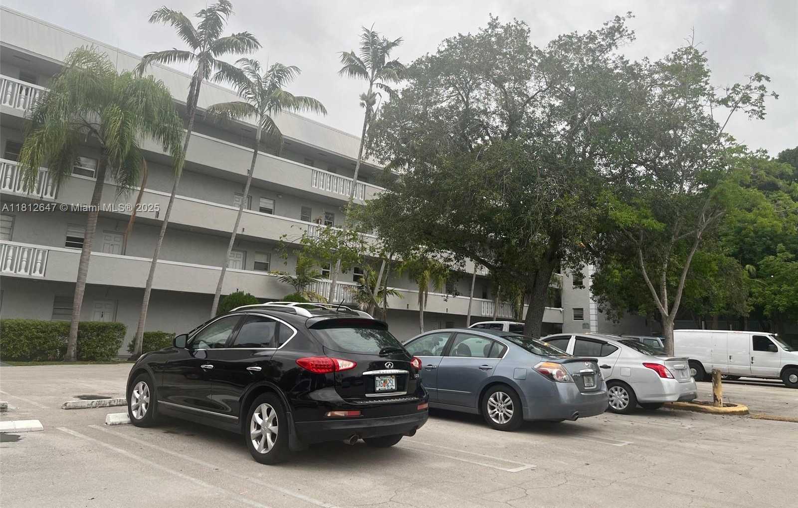 Small Image of 17255 SOUTH WEST 95TH AVE #D-349, Palmetto Bay Number 68