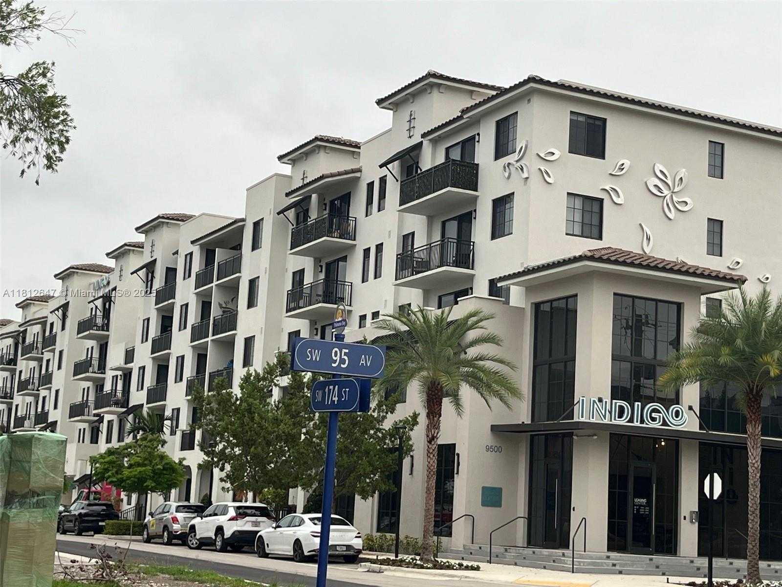 Small Image of 17255 SOUTH WEST 95TH AVE #D-349, Palmetto Bay Number 74