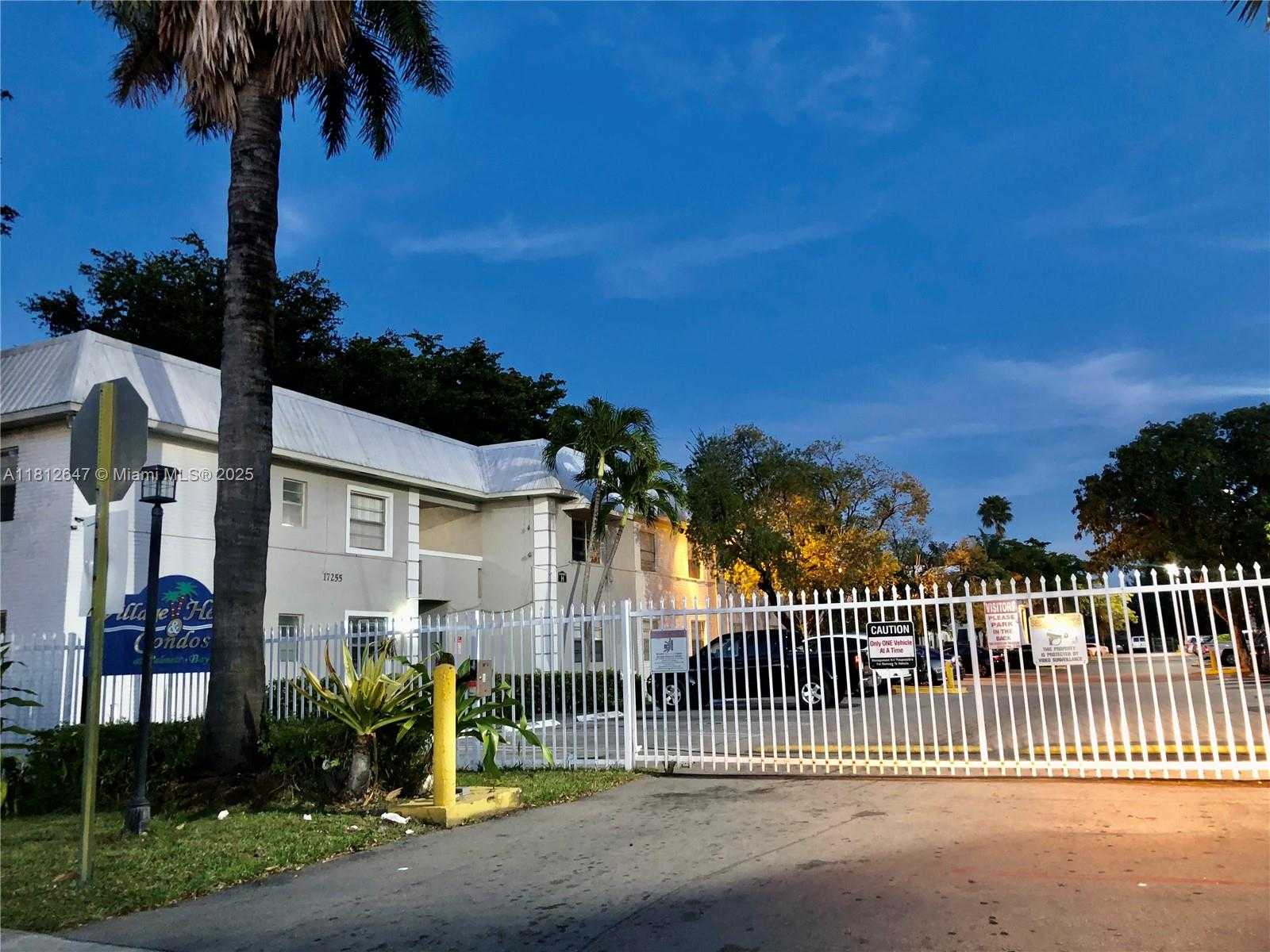Small Image of 17255 SOUTH WEST 95TH AVE #D-349, Palmetto Bay Number 8