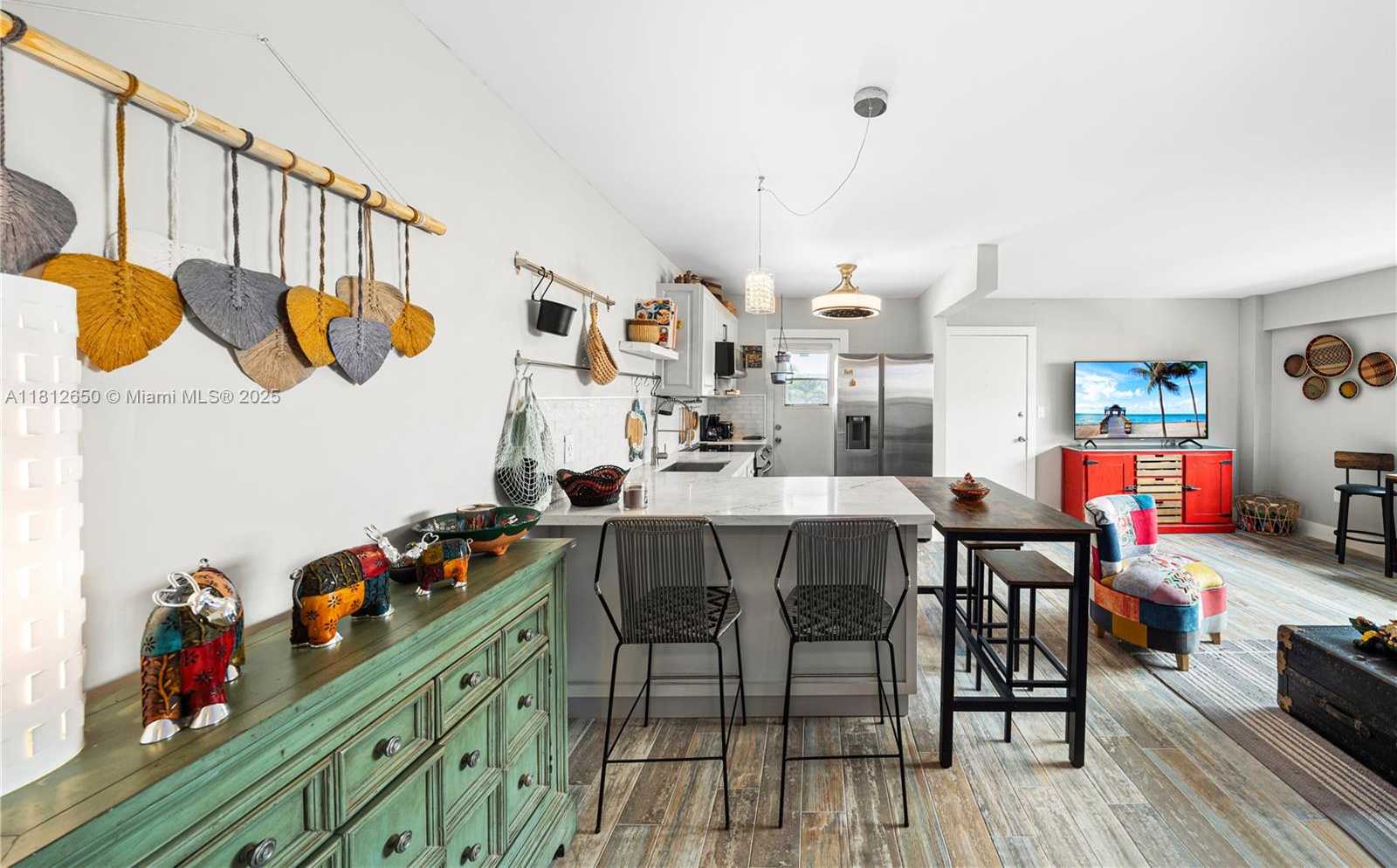 Small Image of 1614 WEST AVE #306, Miami Beach Number 7