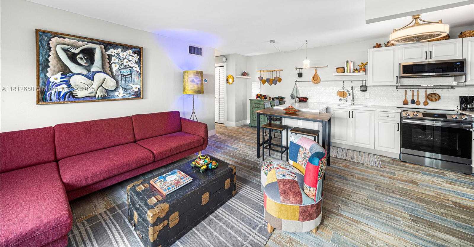 Small Image of 1614 WEST AVE #306, Miami Beach Number 9