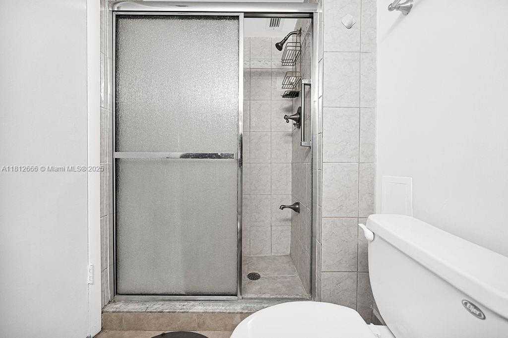 Small Image of 18041 BISCAYNE BLVD #1201, Aventura Number 19