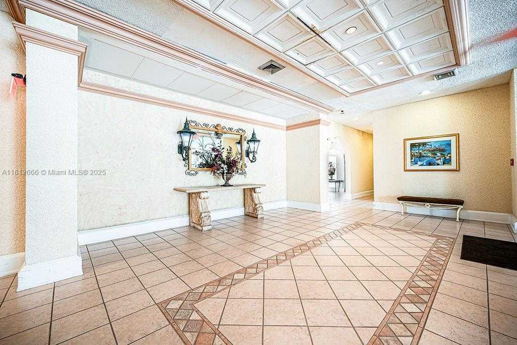 Small Image of 18041 BISCAYNE BLVD #1201, Aventura Number 29