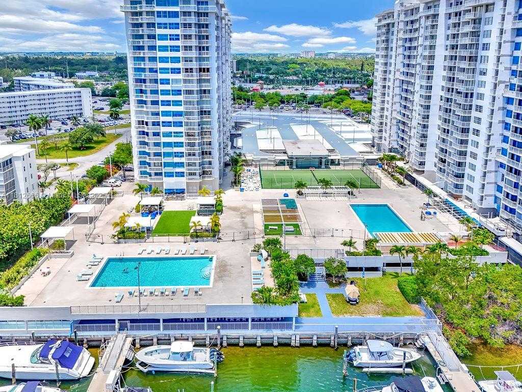 Small Image of 18041 BISCAYNE BLVD #1201, Aventura Number 35