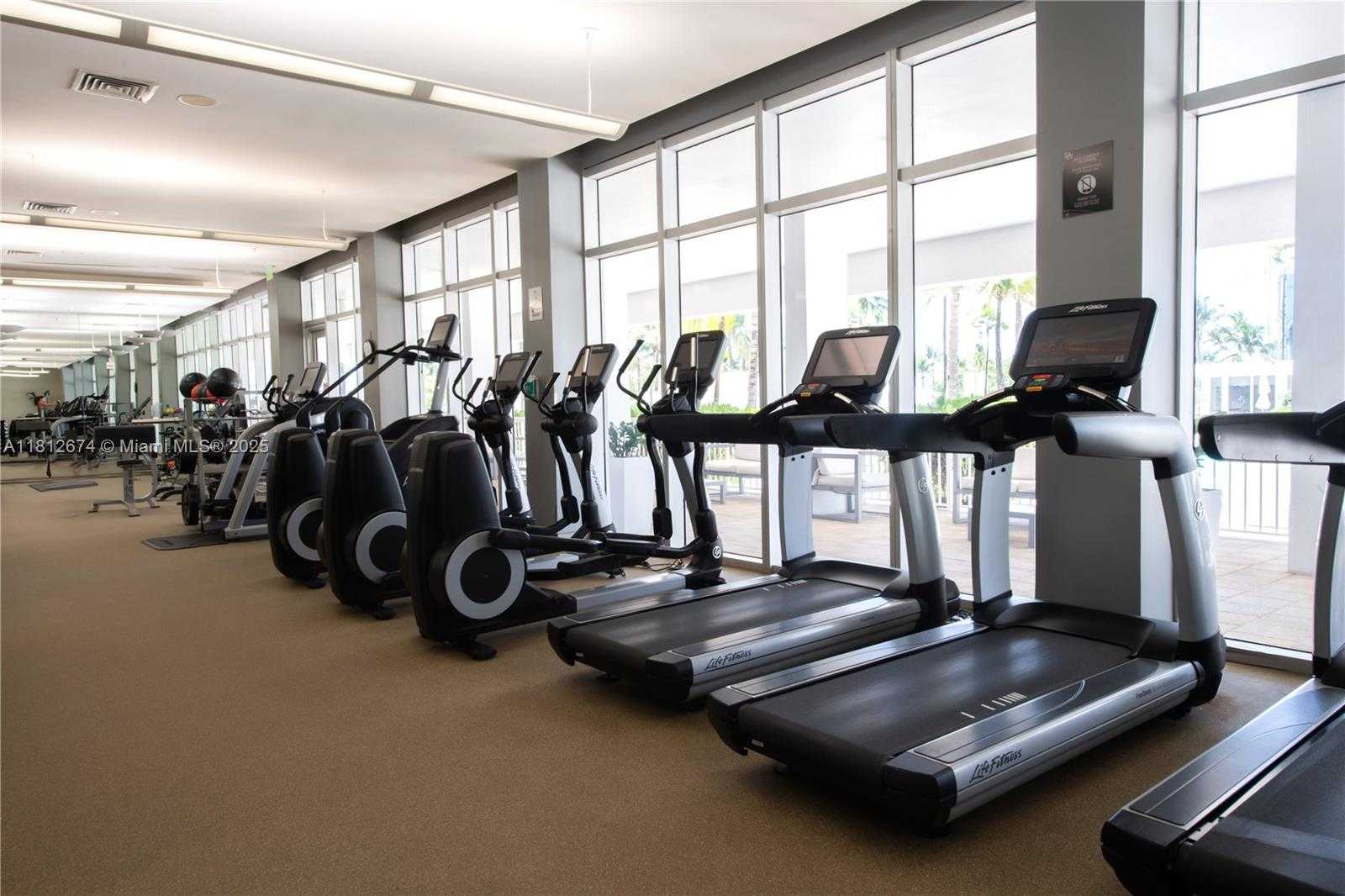 Small Image of 10275 COLLINS AVE #330, Bal Harbour Number 18