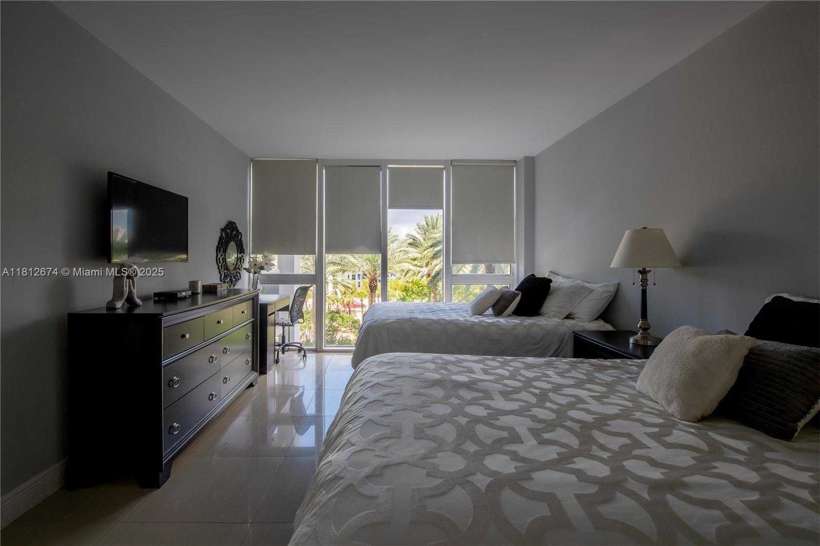 Small Image of 10275 COLLINS AVE #330, Bal Harbour Number 35