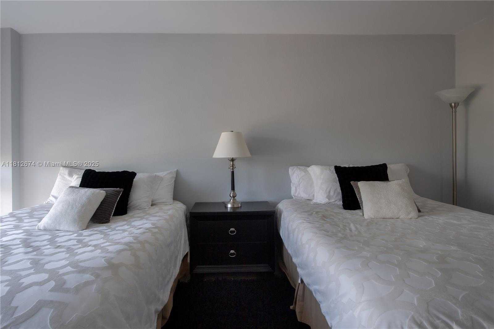 Small Image of 10275 COLLINS AVE #330, Bal Harbour Number 37