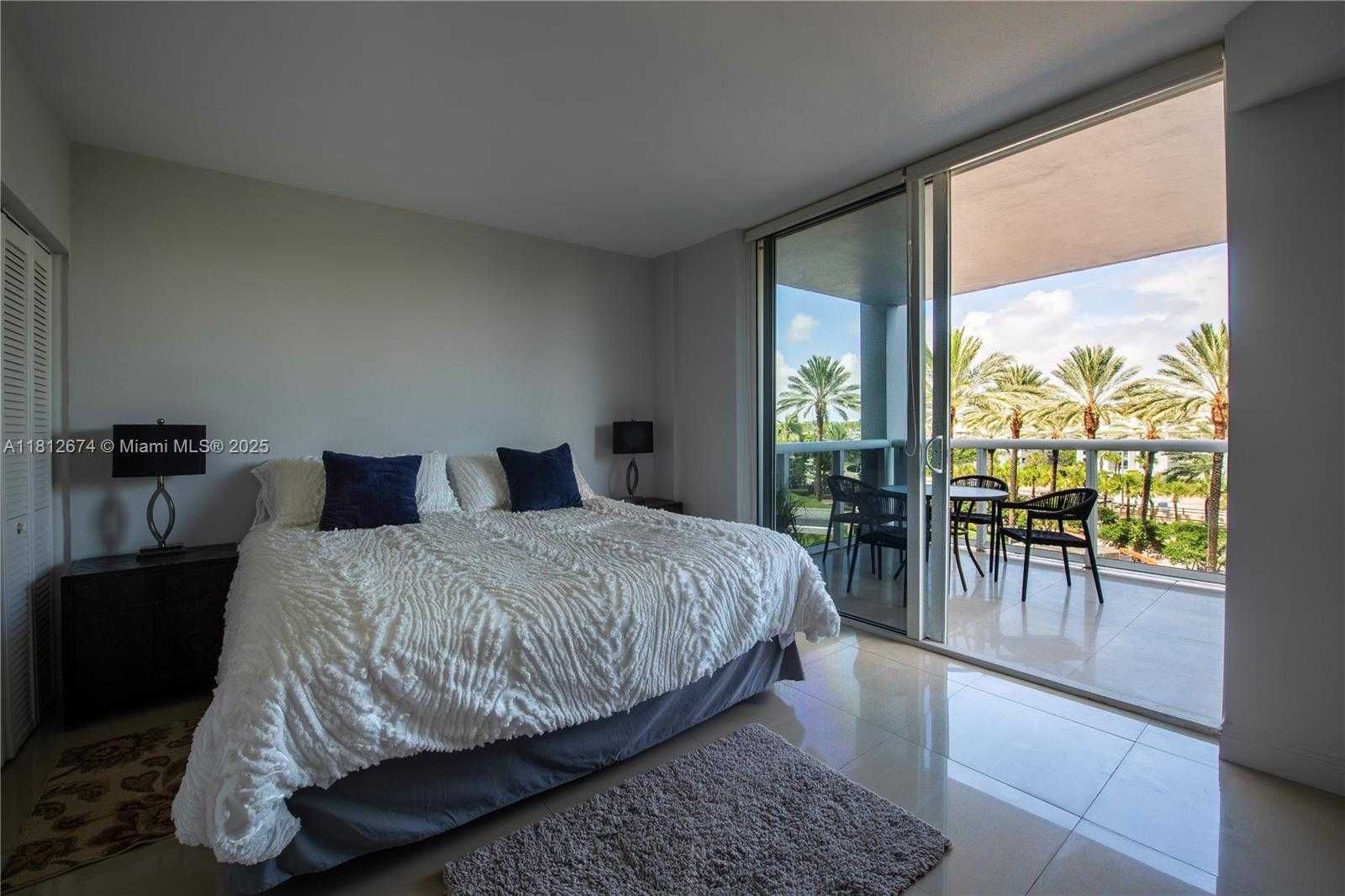 Small Image of 10275 COLLINS AVE #330, Bal Harbour Number 42