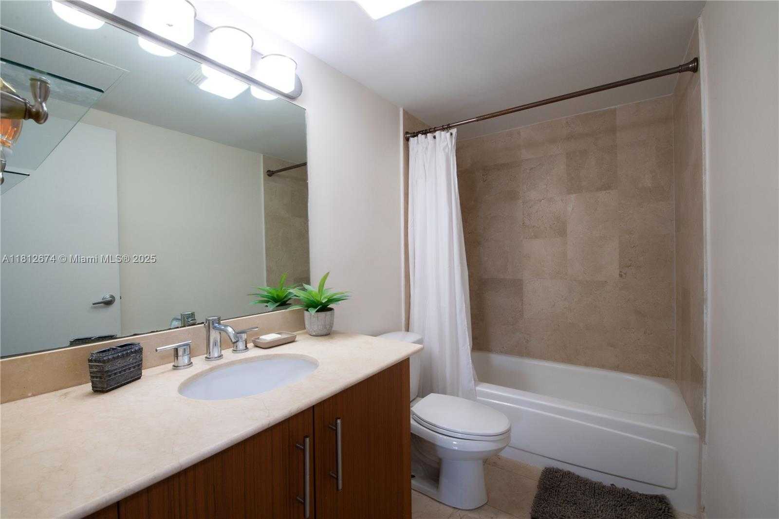 Small Image of 10275 COLLINS AVE #330, Bal Harbour Number 43