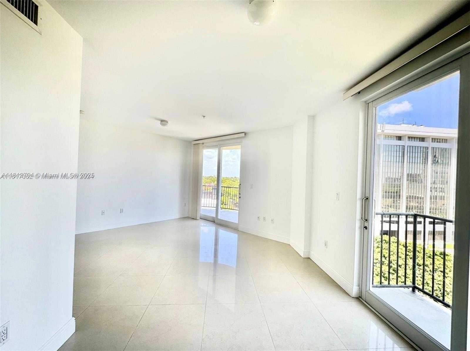 Small Image of 2701 SOUTH WEST 3RD AVE #503, Miami Number 4