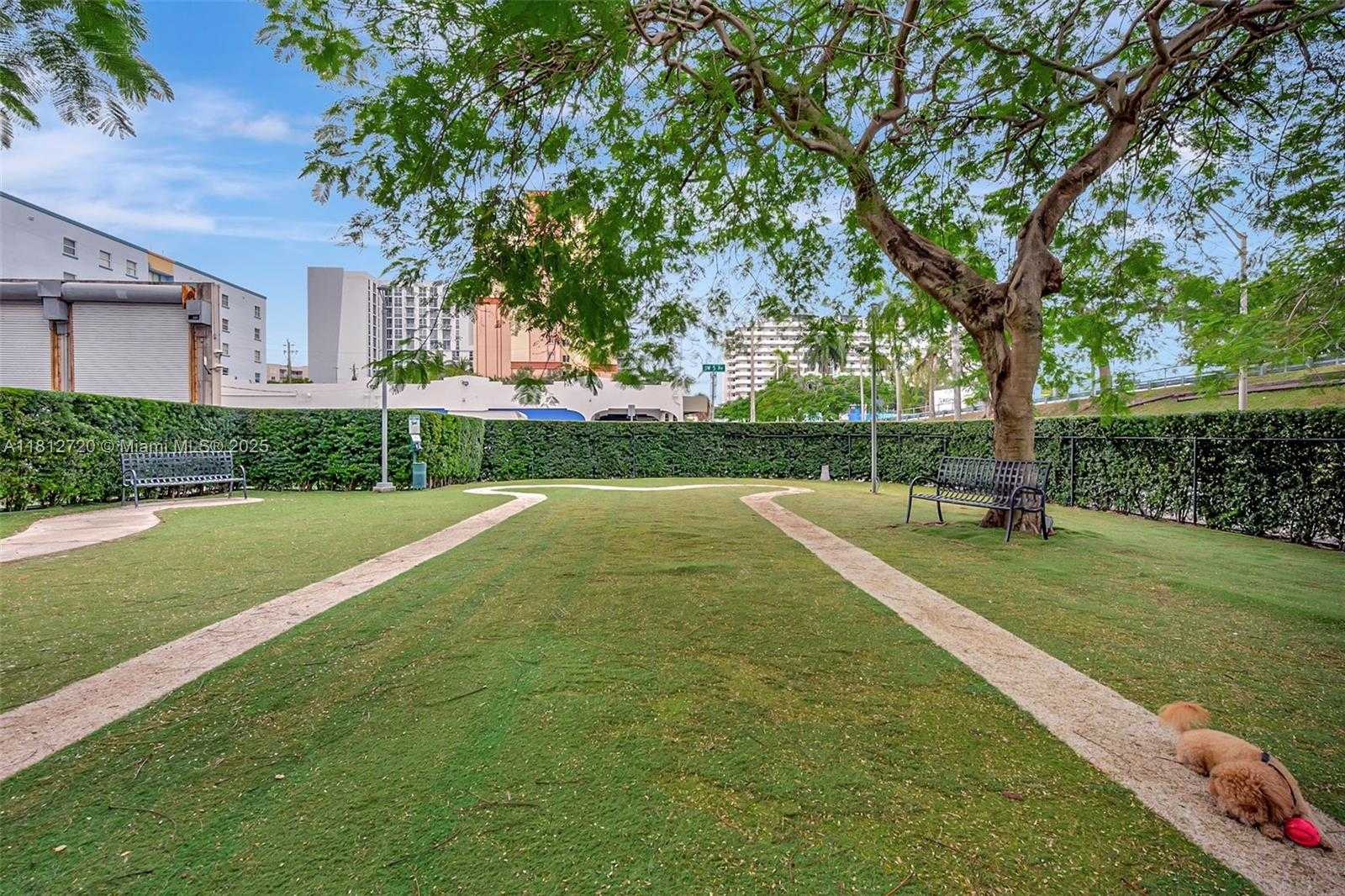 Small Image of 10 S River Dr, Miami, FL 33130, USA Number 18