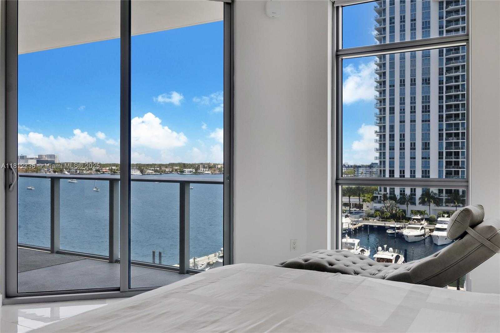 Small Image of 17301 BISCAYNE BLVD #605, North Miami Beach Number 17