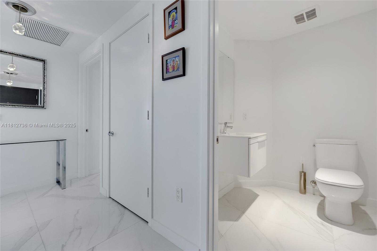 Small Image of 17301 BISCAYNE BLVD #605, North Miami Beach Number 7