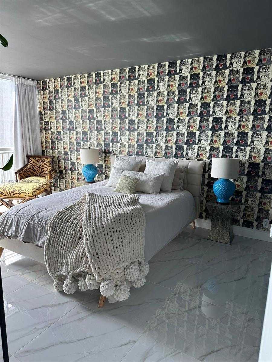 Small Image of 7601 EAST TREASURE DR #2022, North Bay Village Number 4